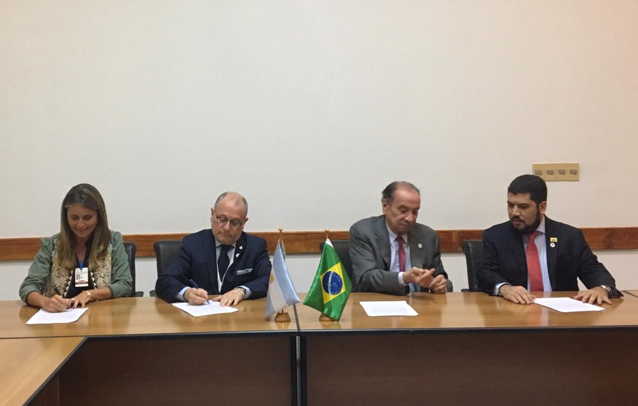 18-12-2018_firma_cancilleres_argentina_-_brasil